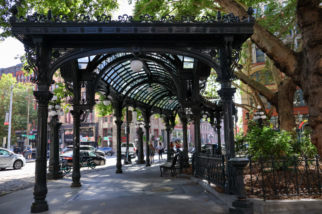 A pedestrian archway in downtown Seattle.